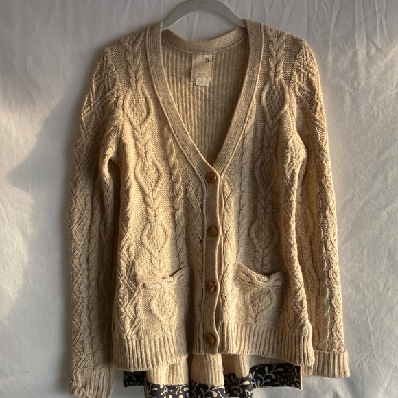 Far Away From Close sweater - Picture 3 of 5